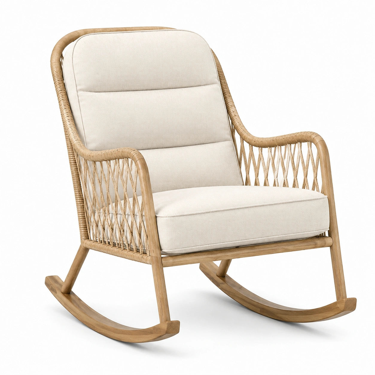 Silla mecedora de ratán con cojines color crema y estructura madera